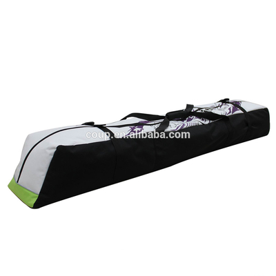 Προσαρμοσμένη αθλητική τσάντα από μαύρο νάιλον με θάλαμο φορητού υπολογιστή